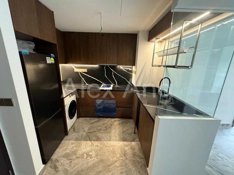 2 Bed Condo for Rent in  The Commodore - Image 4